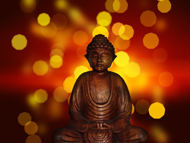 Budha statue with bokeh